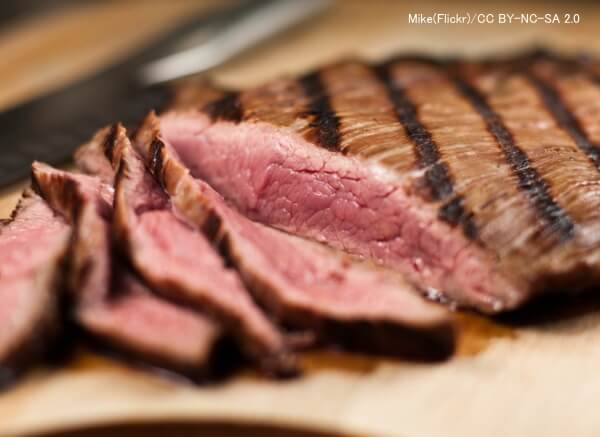 鮪や肉の赤身はタンパク質の主要な供給源になる